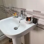 ゲストハウス Gio スカレア