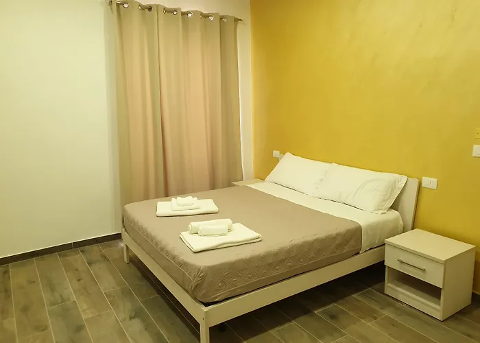 Gio ゲストハウス スカレア