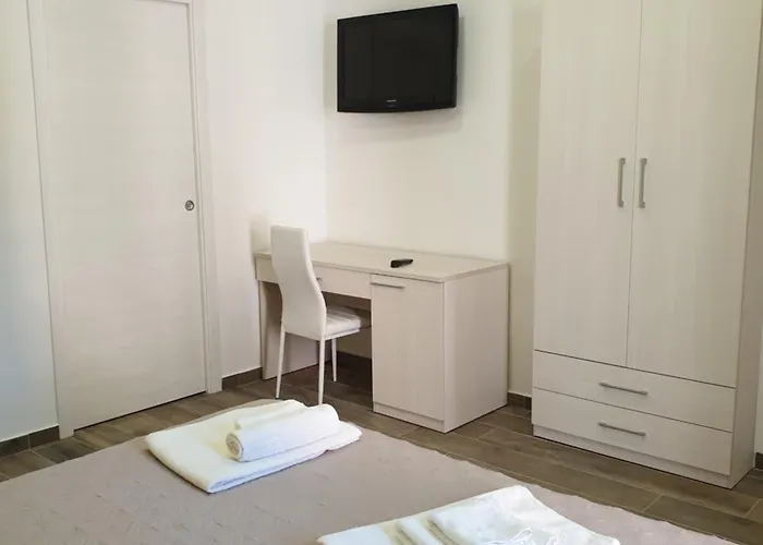 招待所 Gio 斯卡莱阿